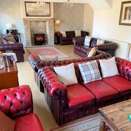 Manor Farm Villa *
